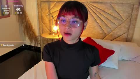           online show from April 10, 12:54 pm