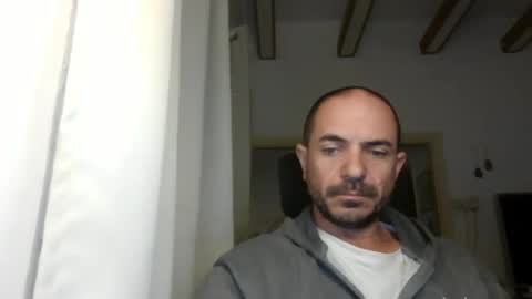 Snapshot of emmagold123 chatting on January 7, 4:50 am Ariel online show from January 7, 4:50 am