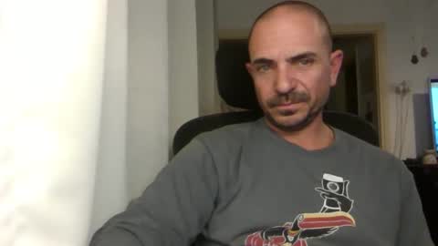 Snapshot of emmagold123 chatting on January 29, 8:56 pm Ariel online show from January 29, 8:56 pm