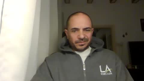 Snapshot of emmagold123 chatting on February 20, 4:28 am Ariel online show from February 20, 4:28 am