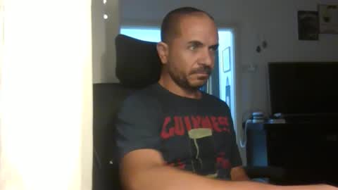 Snapshot of emmagold123 chatting on October 26, 10:25 pm Ariel online show from October 26, 10:25 pm