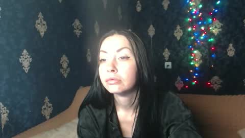 Snapshot of emmagoldx chatting on May 18, 9:26 am EmmaGoldX online show from May 18, 9:26 am