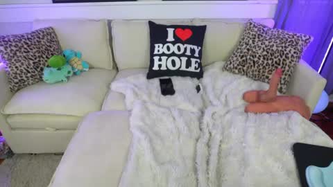 emmagray01 online show from July 24, 2:59 pm