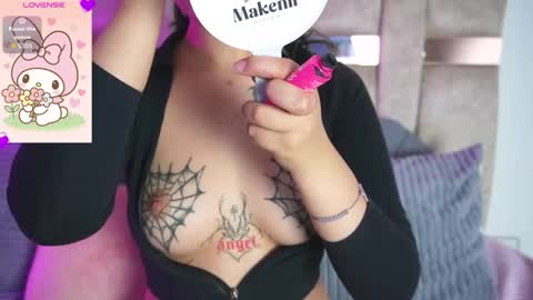 emmajohanson online show from December 1, 7:08 pm