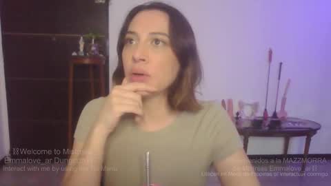 Snapshot of emmalove_ar chatting on January 11, 8:52 am emmalove_ar online show from January 11, 8:52 am