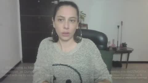 Snapshot of emmalove_ar chatting on March 22, 2:04 am emmalove_ar online show from March 22, 2:04 am