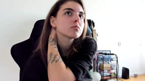 Emma online show from September 15, 8:47 am