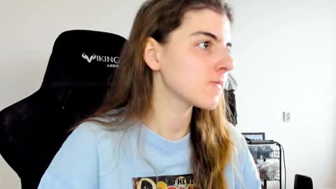 Emma online show from December 1, 9:36 am