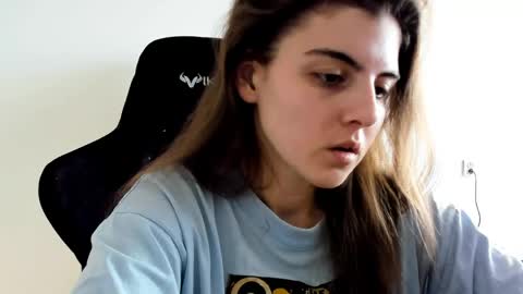 Emma online show from April 15, 8:32 am