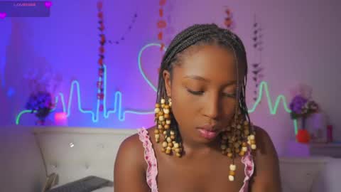 Sara online show from October 13, 11:32 am