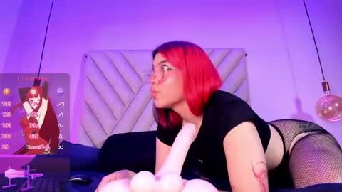 Emma online show from May 15, 11:01 pm