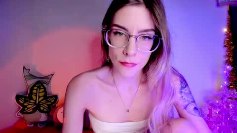 RH-NEGATIVE GREEN-EYED BAELIEN online show from February 18, 1:22 pm