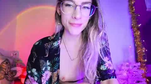 RH-NEGATIVE GREEN-EYED BAELIEN online show from February 23, 4:02 pm