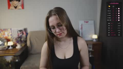 Mia online show from November 4, 3:11 pm