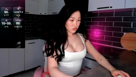 Snapshot of emmavictori chatting on April 26, 8:50 pm Shaiya online show from April 26, 8:50 pm
