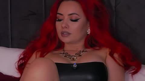 Snapshot of emmelyn_ chatting on May 22, 5:03 am Emm online show from May 22, 5:03 am