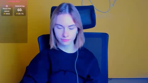 Emmi online show from March 2, 7:15 am