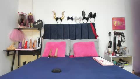          online show from March 19, 12:31 pm