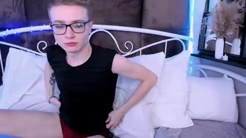 Snapshot of emmit_barker chatting on February 7, 10:30 am Emmit online show from February 7, 10:30 am