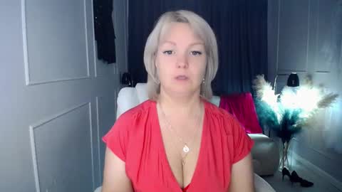 emmmam online show from October 9, 9:18 am