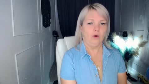 emmmam online show from April 18, 7:34 am