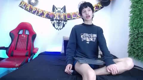 Snapshot of emmo_boy chatting on October 29, 12:51 pm SERGIO online show from October 29, 12:51 pm