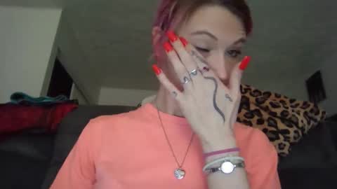 Snapshot of emmwarr1514 chatting on February 21, 6:42 pm emmwarr1514 online show from February 21, 6:42 pm