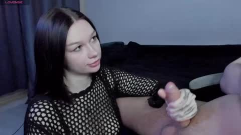 Snapshot of emmy_m00n chatting on February 28, 2:20 am Emily Johny online show from February 28, 2:20 am