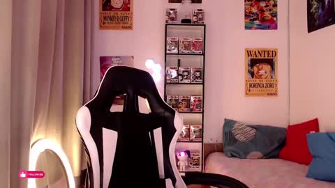 Snapshot of emmy_ruiz chatting on September 20, 2:12 am Emmy Ruiz - independent model online show from September 20, 2:12 am