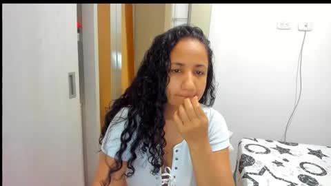 emperatriztapia online show from February 2, 12:31 am