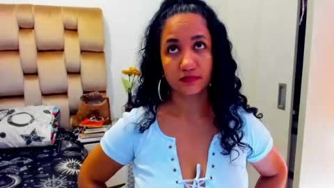emperatriztapia online show from June 19, 3:16 pm
