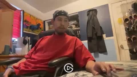 Snapshot of empereurcxliv chatting on February 10, 2:21 pm empereurcxliv online show from February 10, 2:21 pm