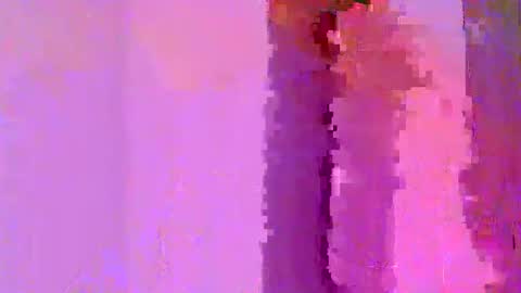 Snapshot of empierce chatting on May 20, 9:54 pm M online show from May 20, 9:54 pm