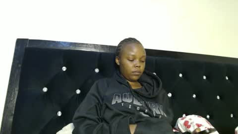 Snapshot of empressvee25 chatting on January 11, 7:08 pm empress online show from January 11, 7:08 pm