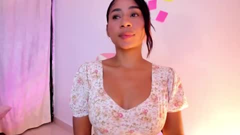 Snapshot of emy_bw chatting on February 27, 8:20 pm Emy New profile my other account was suspended follow me online show from February 27, 8:20 pm