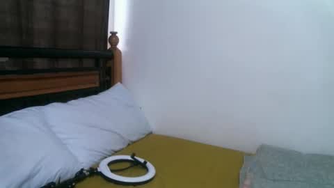 Vee online show from April 10, 10:31 am