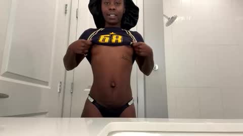 Enchantress online show from February 5, 4:39 am