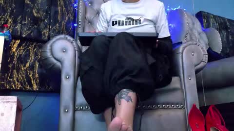 EnchantressQueen online show from March 19, 3:21 am