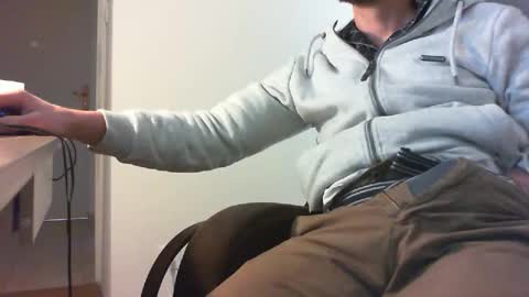 Snapshot of endearment115 chatting on December 8, 2:09 pm endearment115 online show from December 8, 2:09 pm