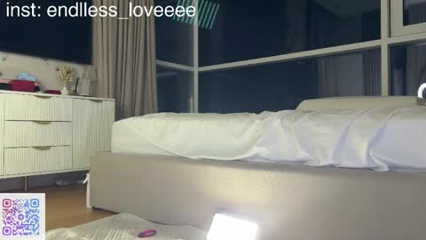 Mia online show from April 14, 11:11 pm