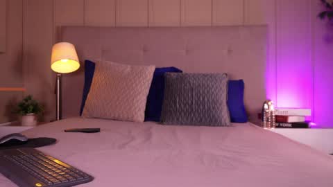 Endy online show from April 7, 12:38 pm