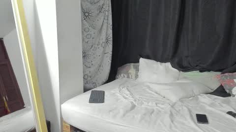 Snapshot of energio_19 chatting on February 9, 1:31 am Gio online show from February 9, 1:31 am