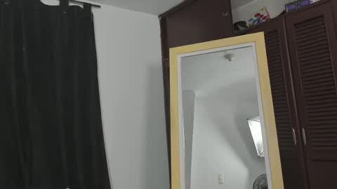 Snapshot of energio_19 chatting on February 26, 3:05 am Gio online show from February 26, 3:05 am