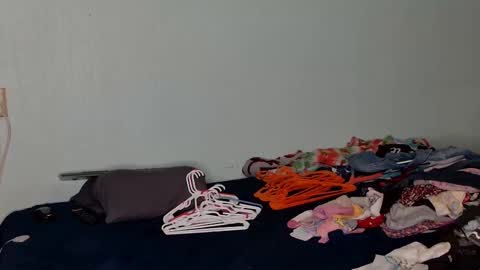 Snapshot of engel2944 chatting on March 22, 1:09 am engel2944 online show from March 22, 1:09 am