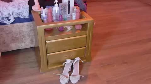 Engel online show from November 10, 11:09 am