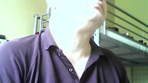 Snapshot of englishguysurrey chatting on June 28, 1:06 pm englishguysurrey online show from June 28, 1:06 pm