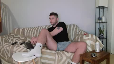 Snapshot of englishladxxx chatting on February 6, 7:51 pm Englishladxxx online show from February 6, 7:51 pm