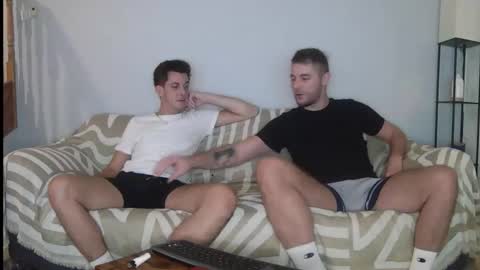 Snapshot of englishladxxx chatting on October 5, 8:07 pm Englishladxxx online show from October 5, 8:07 pm