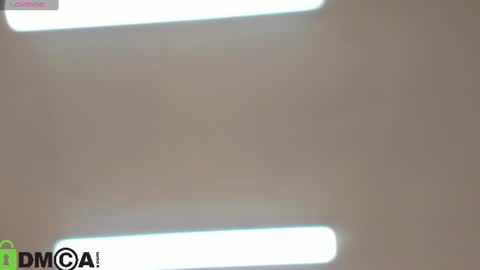 Snapshot of enigmatic_ella chatting on June 24, 1:04 am Ella online show from June 24, 1:04 am