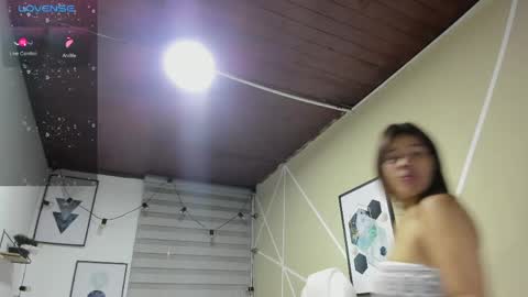 Snapshot of enma_clark chatting on June 7, 3:32 am Enma clark online show from June 7, 3:32 am